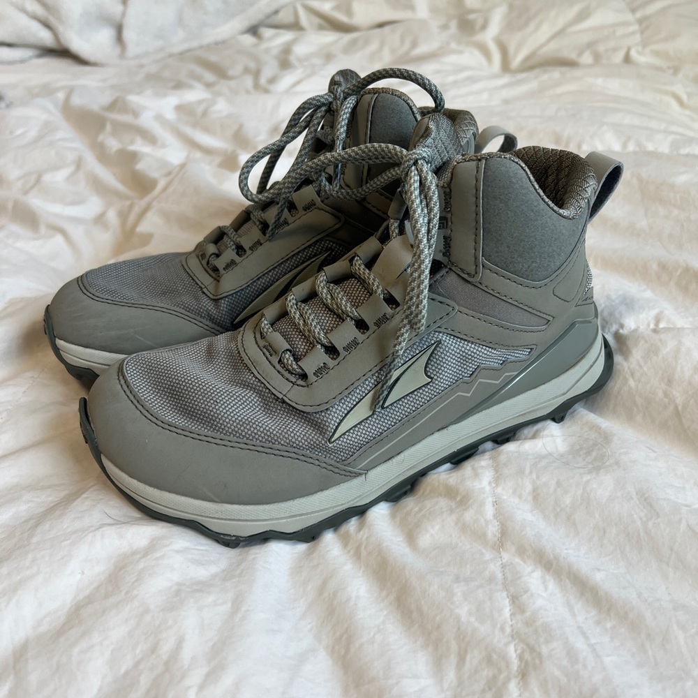 Altra Lone Peak Hiking Boot